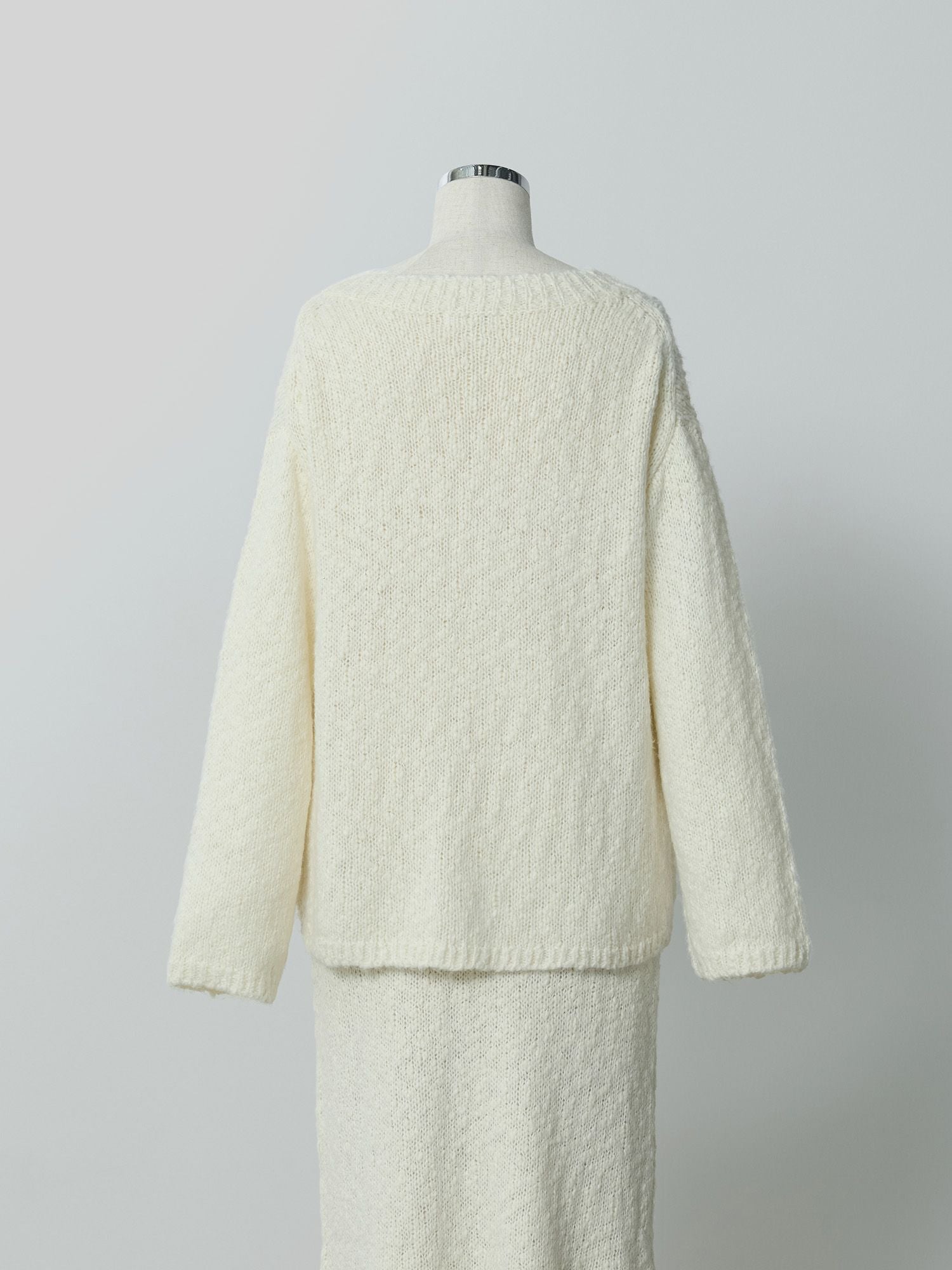 ロービングスラブルーズニット