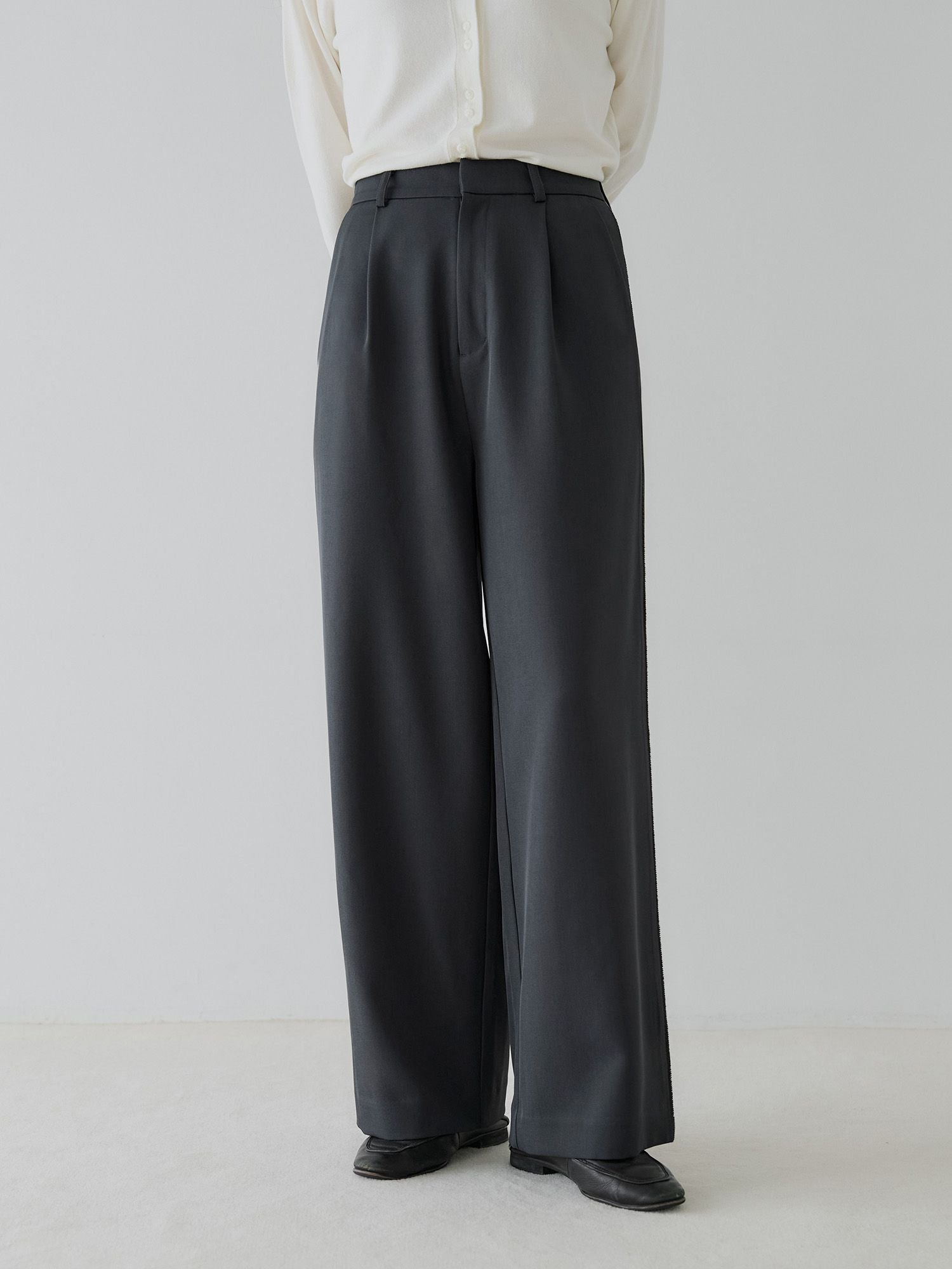 H170 B78 W59 H85 / 着用サイズ : size2