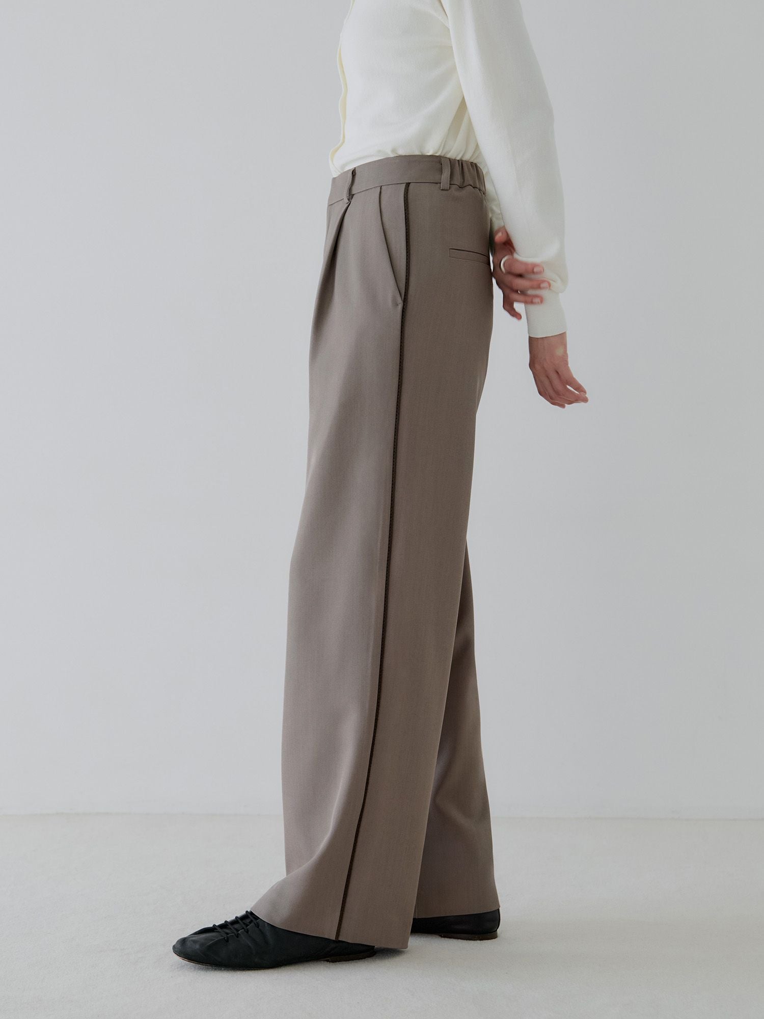 H170 B78 W59 H85 / 着用サイズ : size2