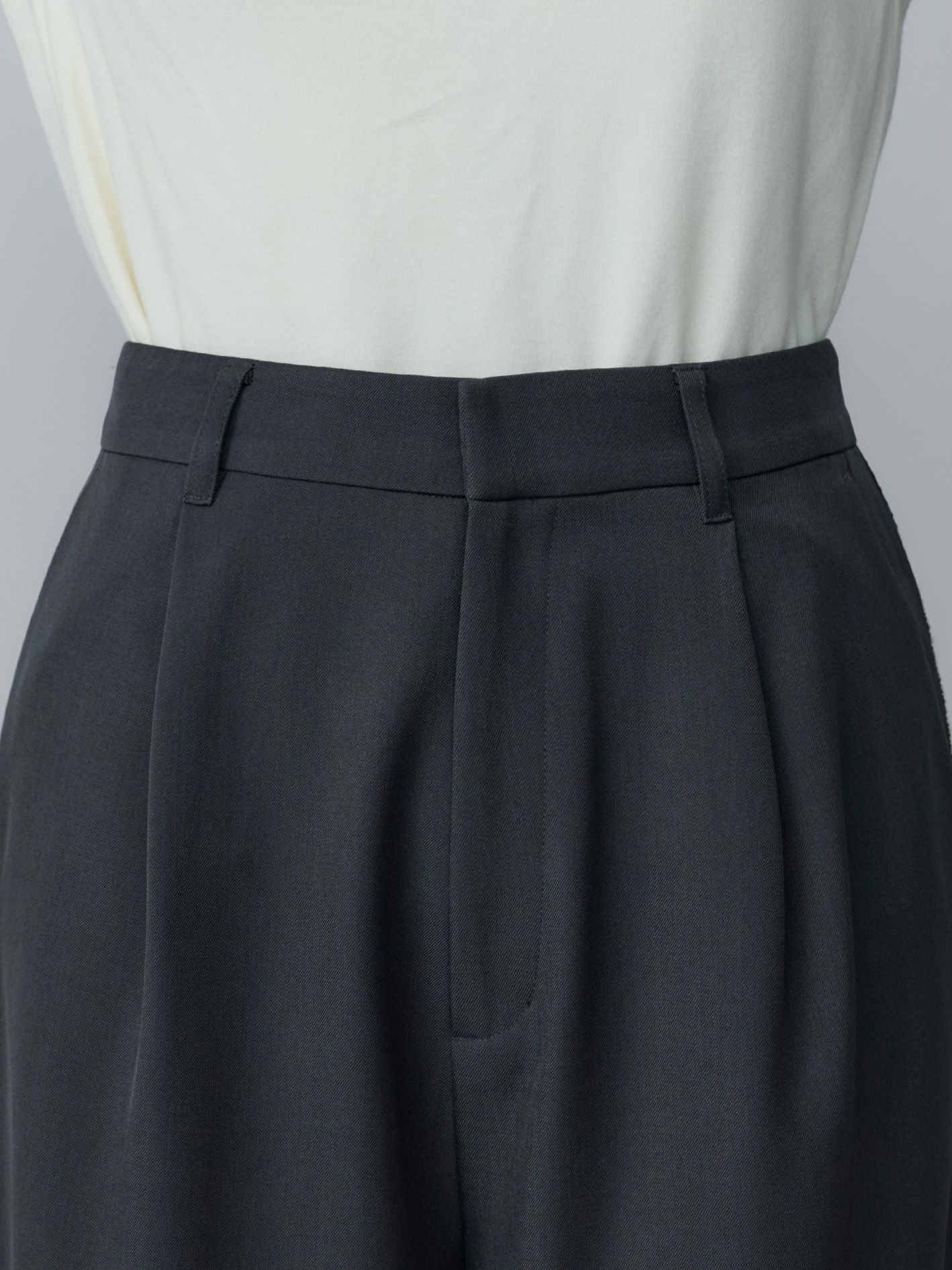 サイドシームニットラインスラックス