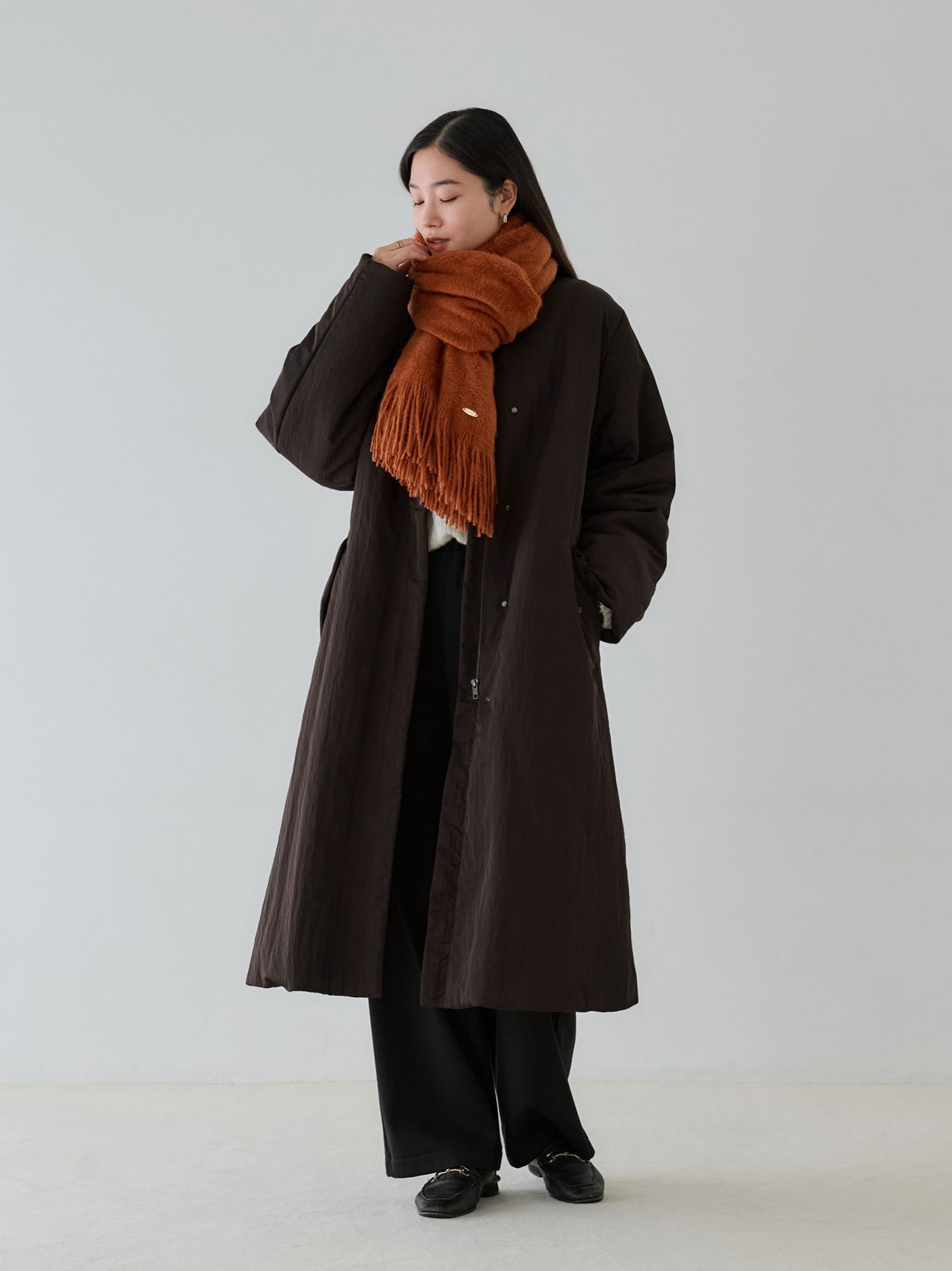 H168 B77 W60 H86 / 着用サイズ : サンプル