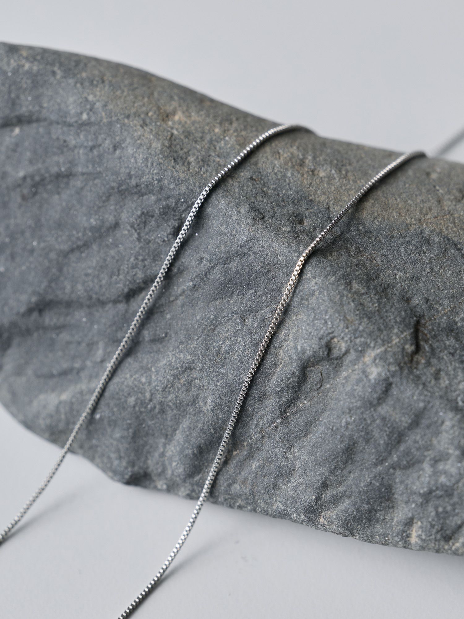 crewre online store / ウェイビーアジャスタブルネックレス