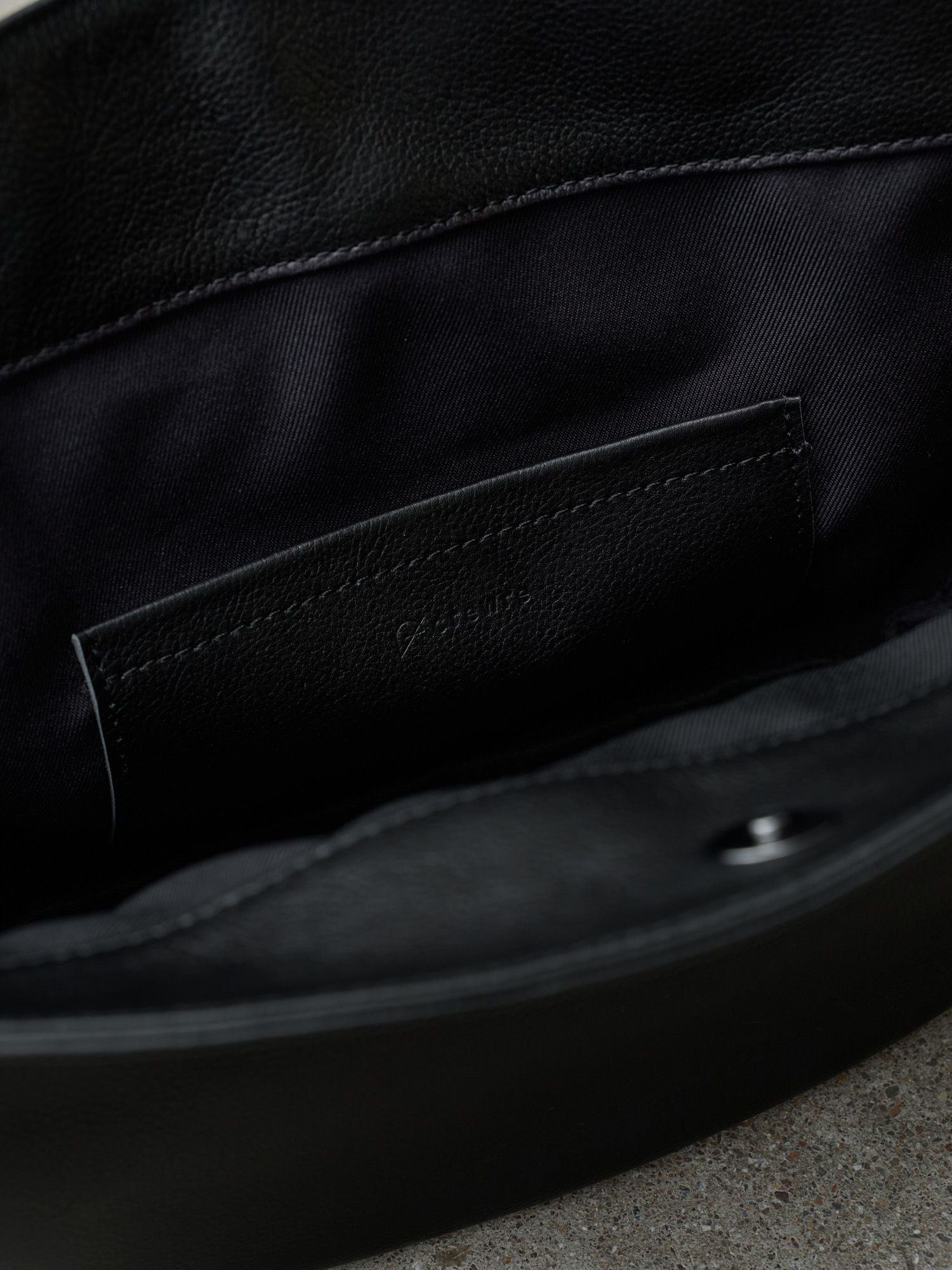 マルチウェイソフトレザーバッグ