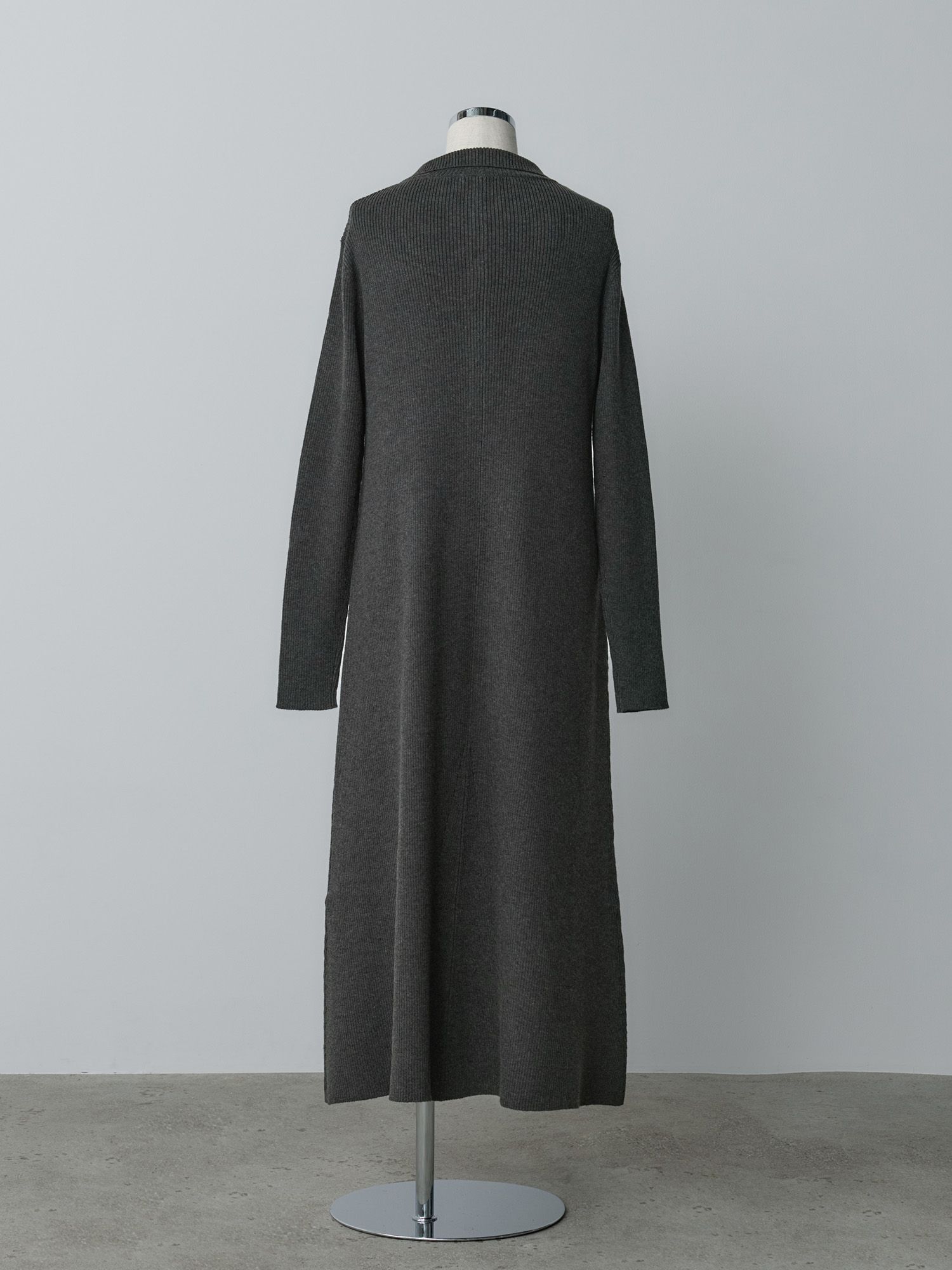 フロントフライニットワンピース