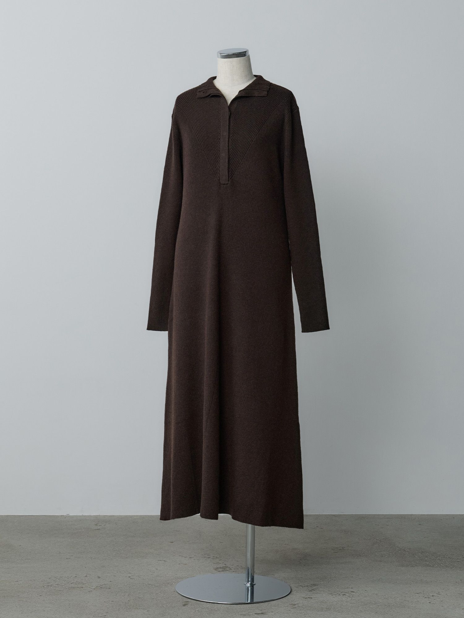 crewre online store / フロントフライニットワンピース
