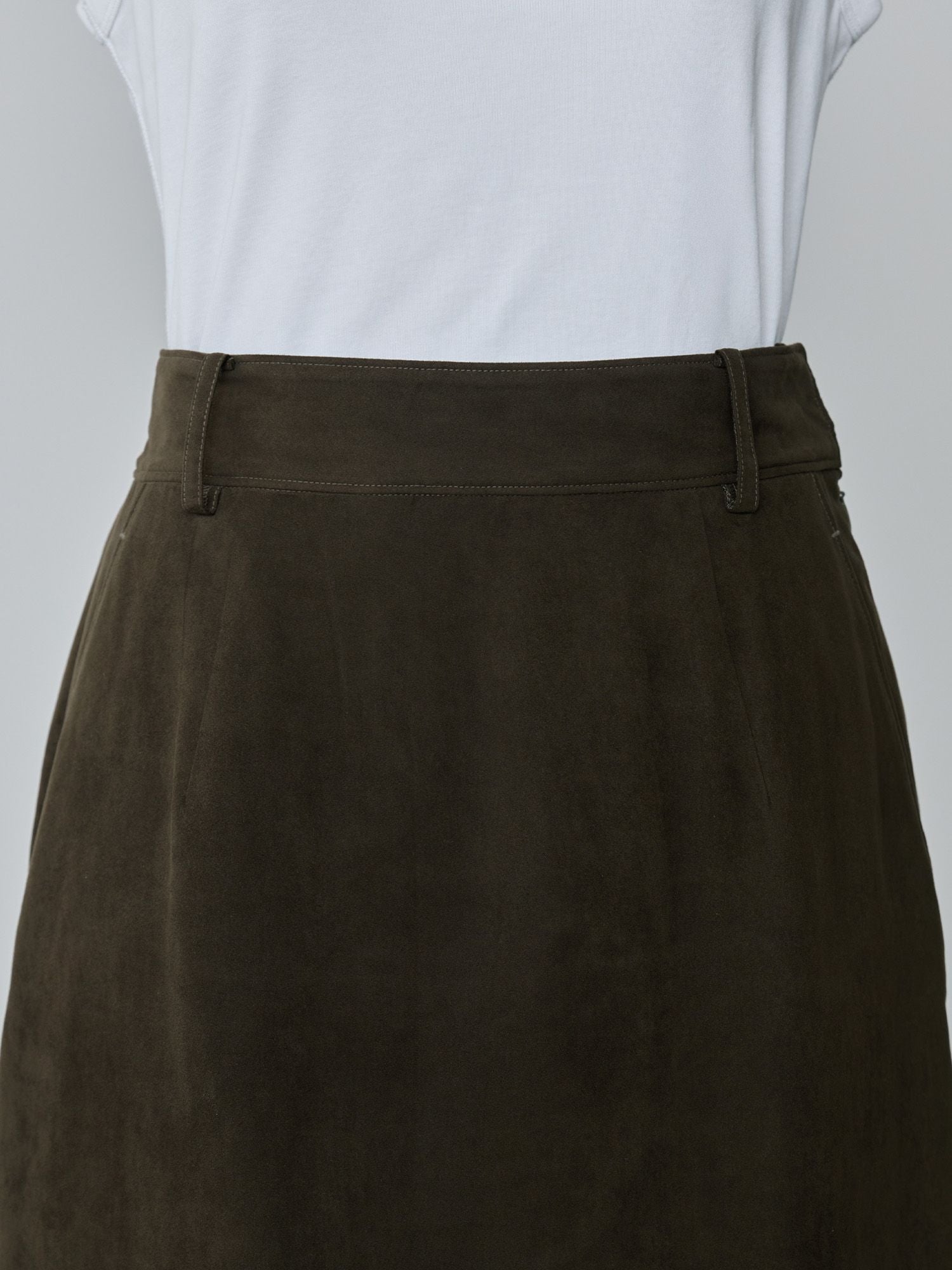 フェイクスウェードIラインスカート