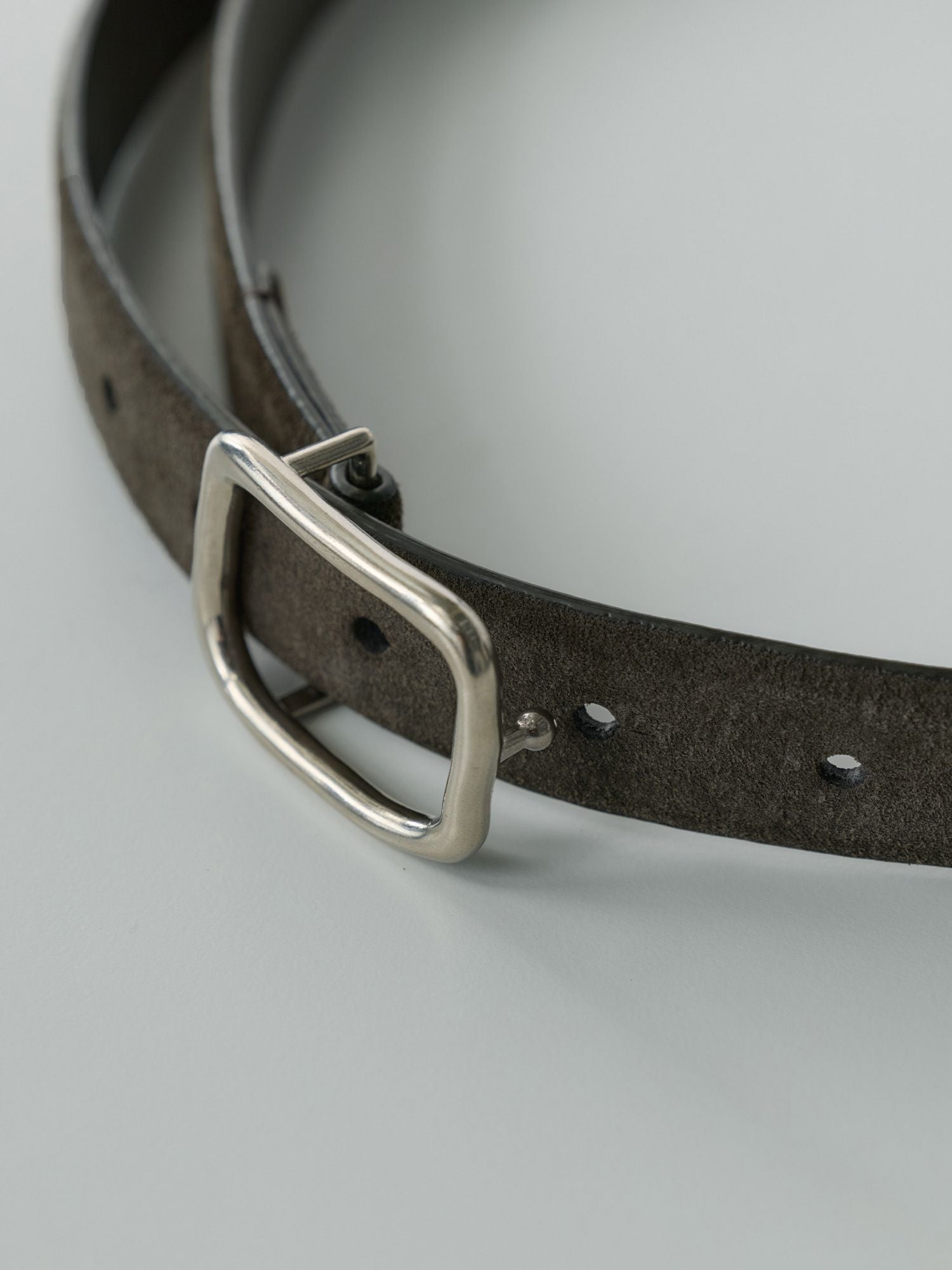 ボタンスタッズスウェードベルト