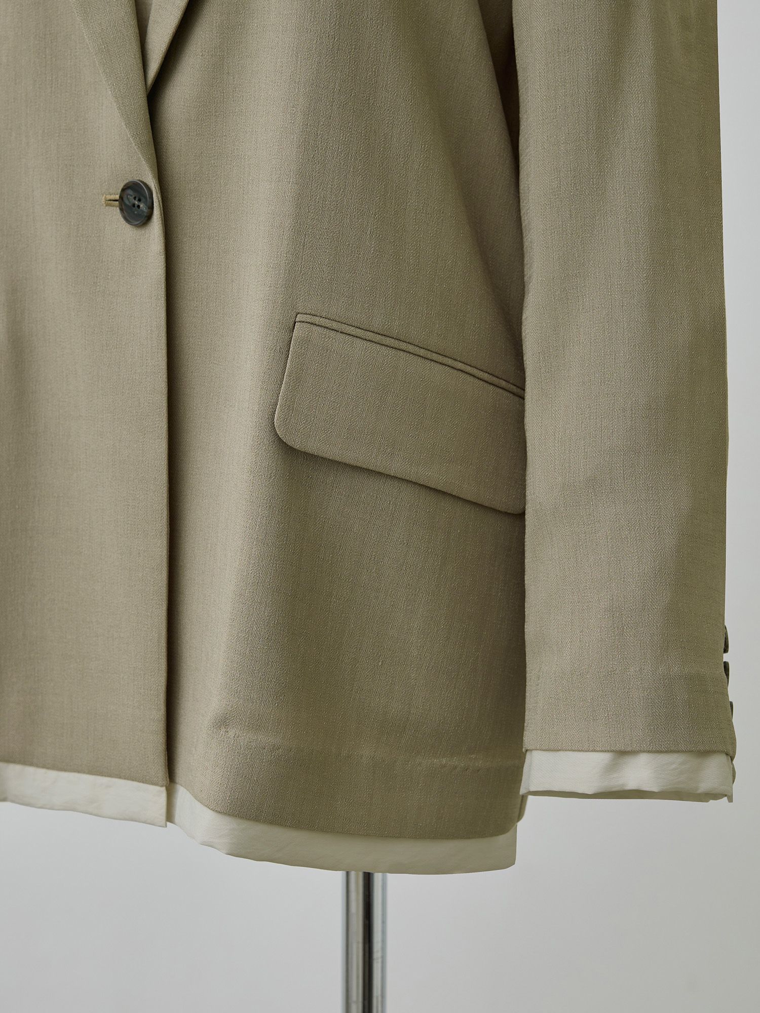 レイヤードシアージャケット