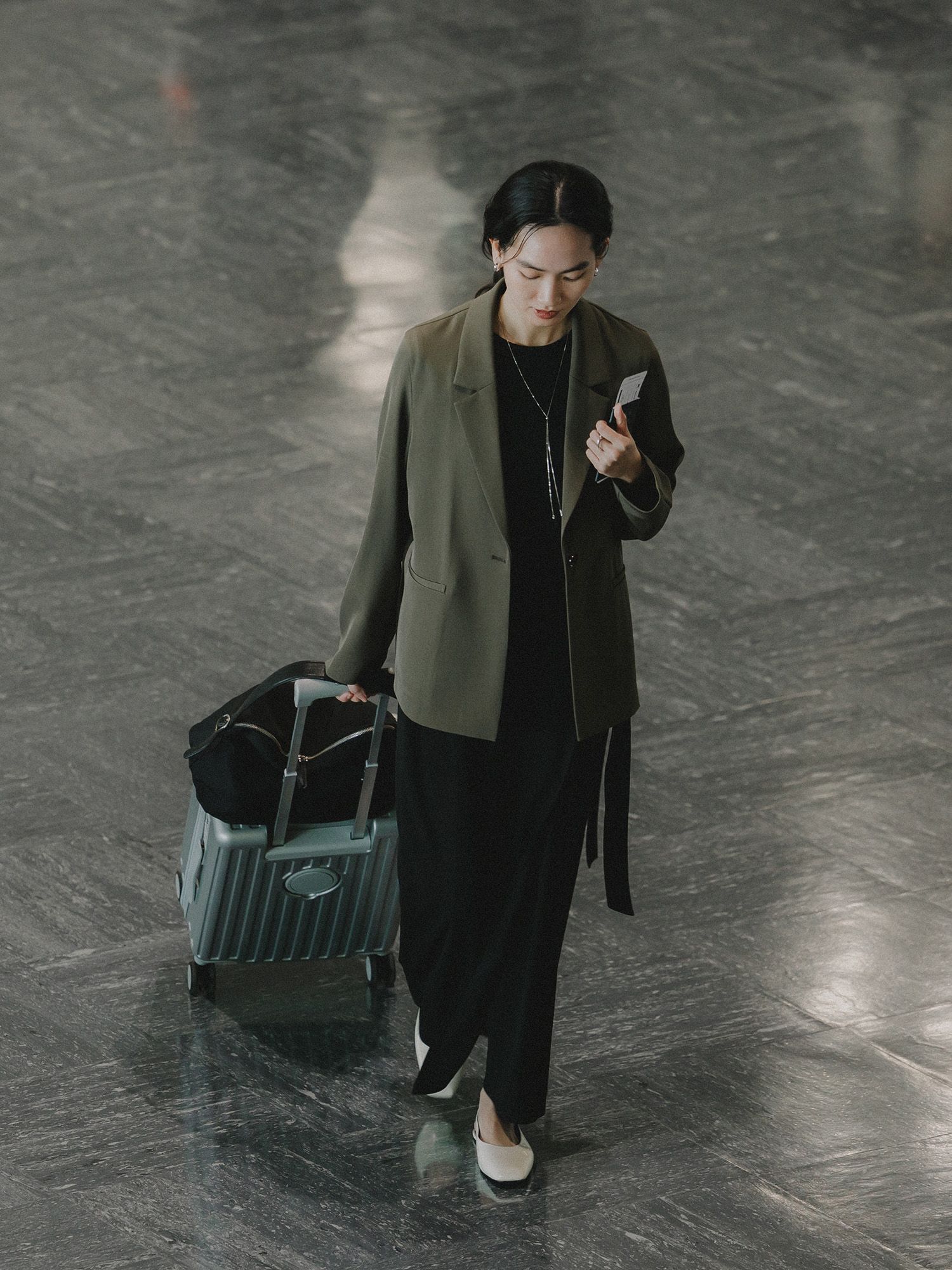 H171 B80 W60 H85 / 着用サイズ : size3