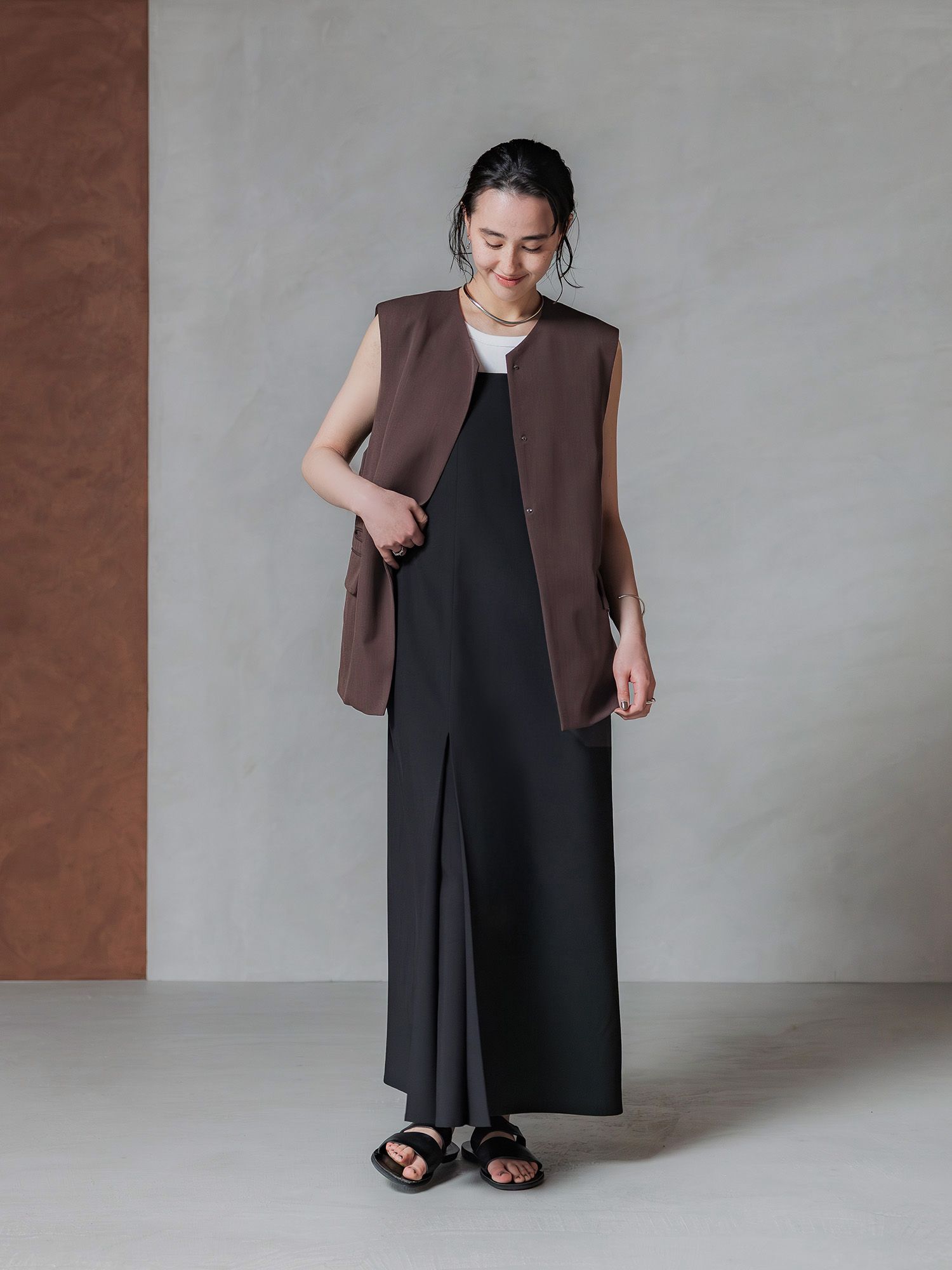 H173 B83 W66 H96 / 着用サイズ : size3