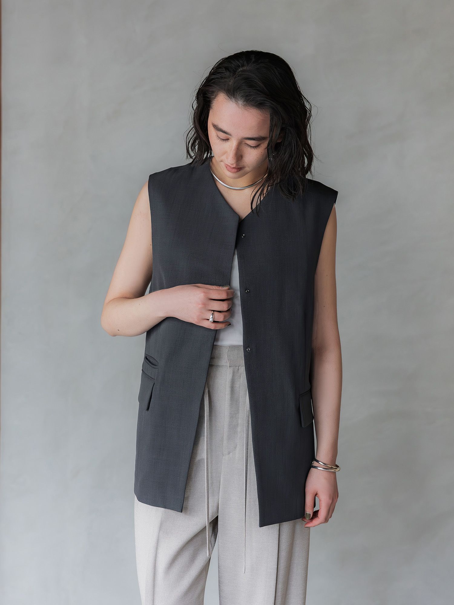 H173 B83 W66 H96 / 着用サイズ : size3