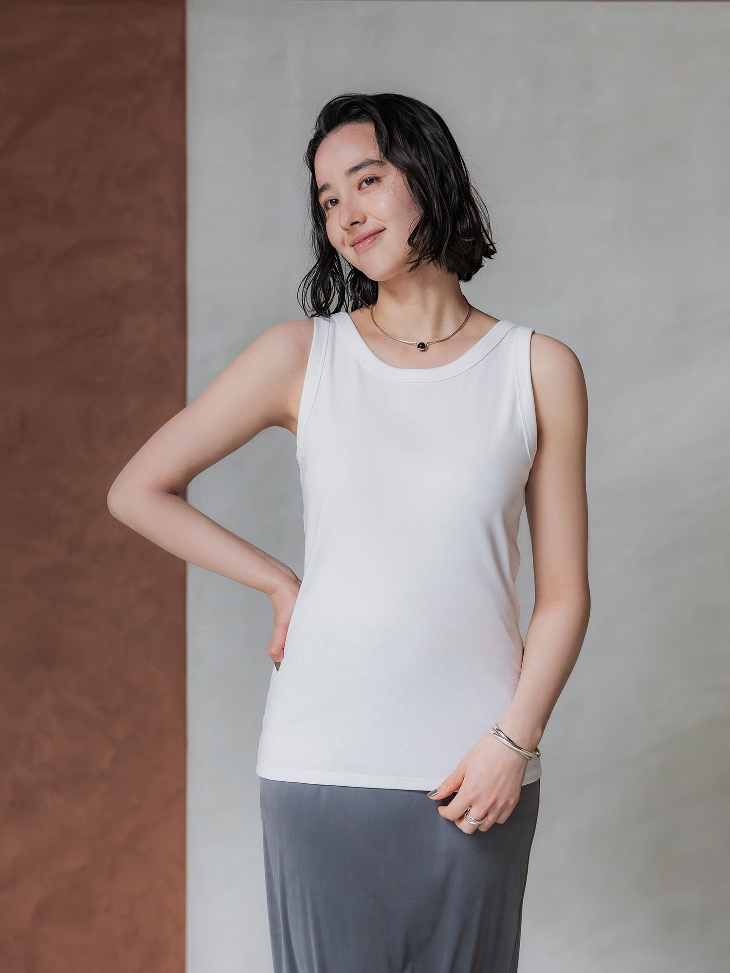 H173 B83 W66 H96 / 着用サイズ : size2