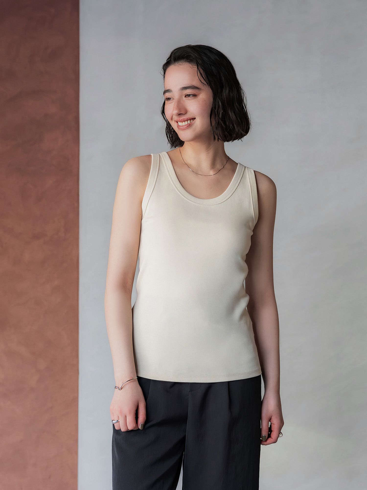 H173 B83 W66 H96 / 着用サイズ : size2