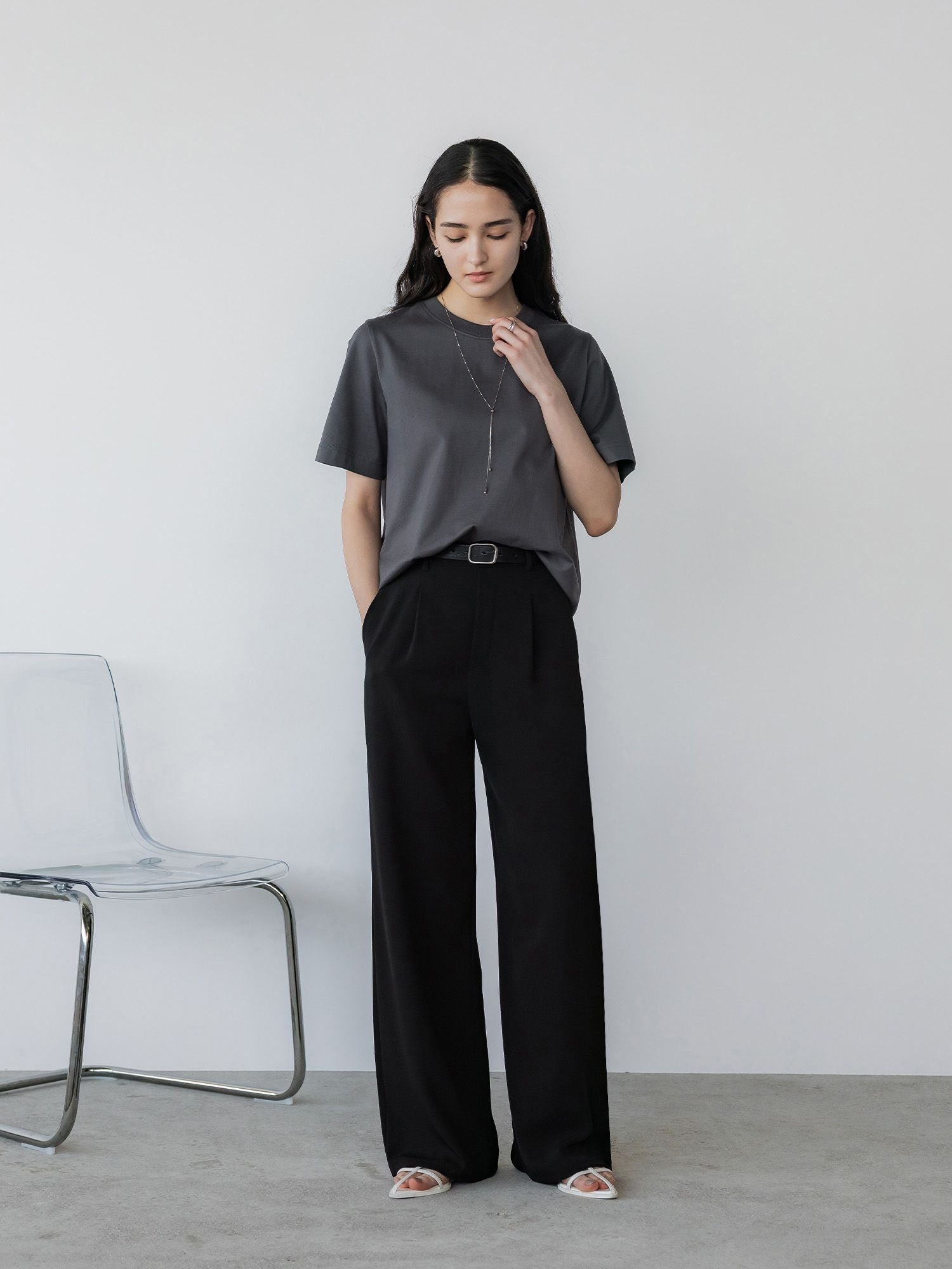 H167 B81 W57 H89 / 着用サイズ : size2