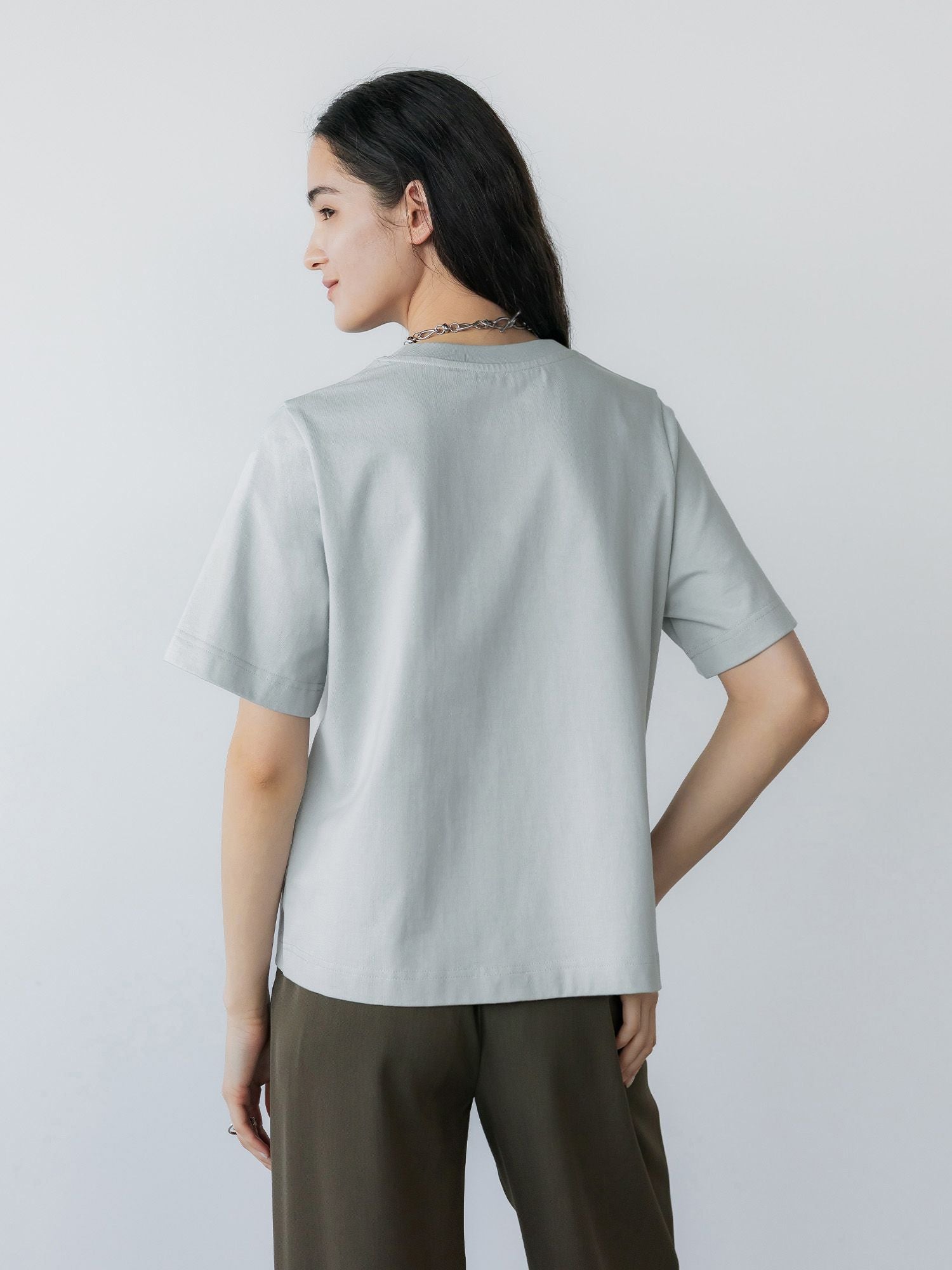 H167 B81 W57 H89 / 着用サイズ : size2