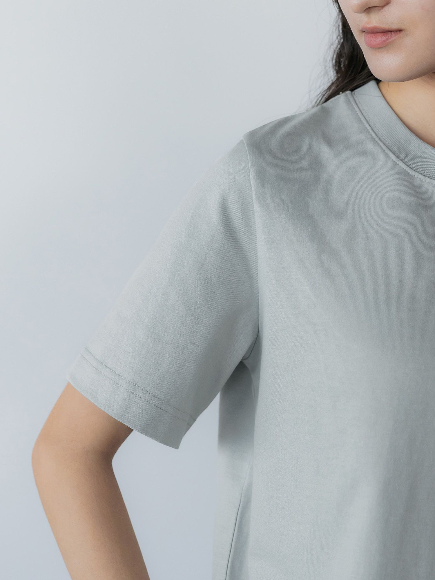 H167 B81 W57 H89 / 着用サイズ : size2