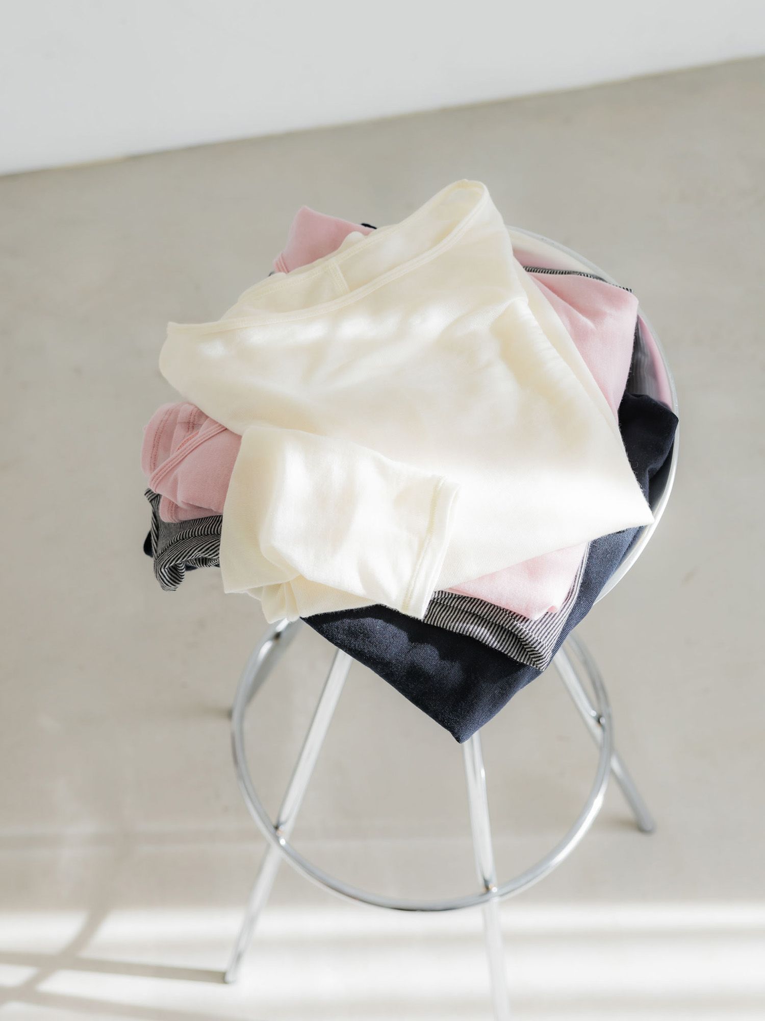 シルクブレンドボートネックロンT