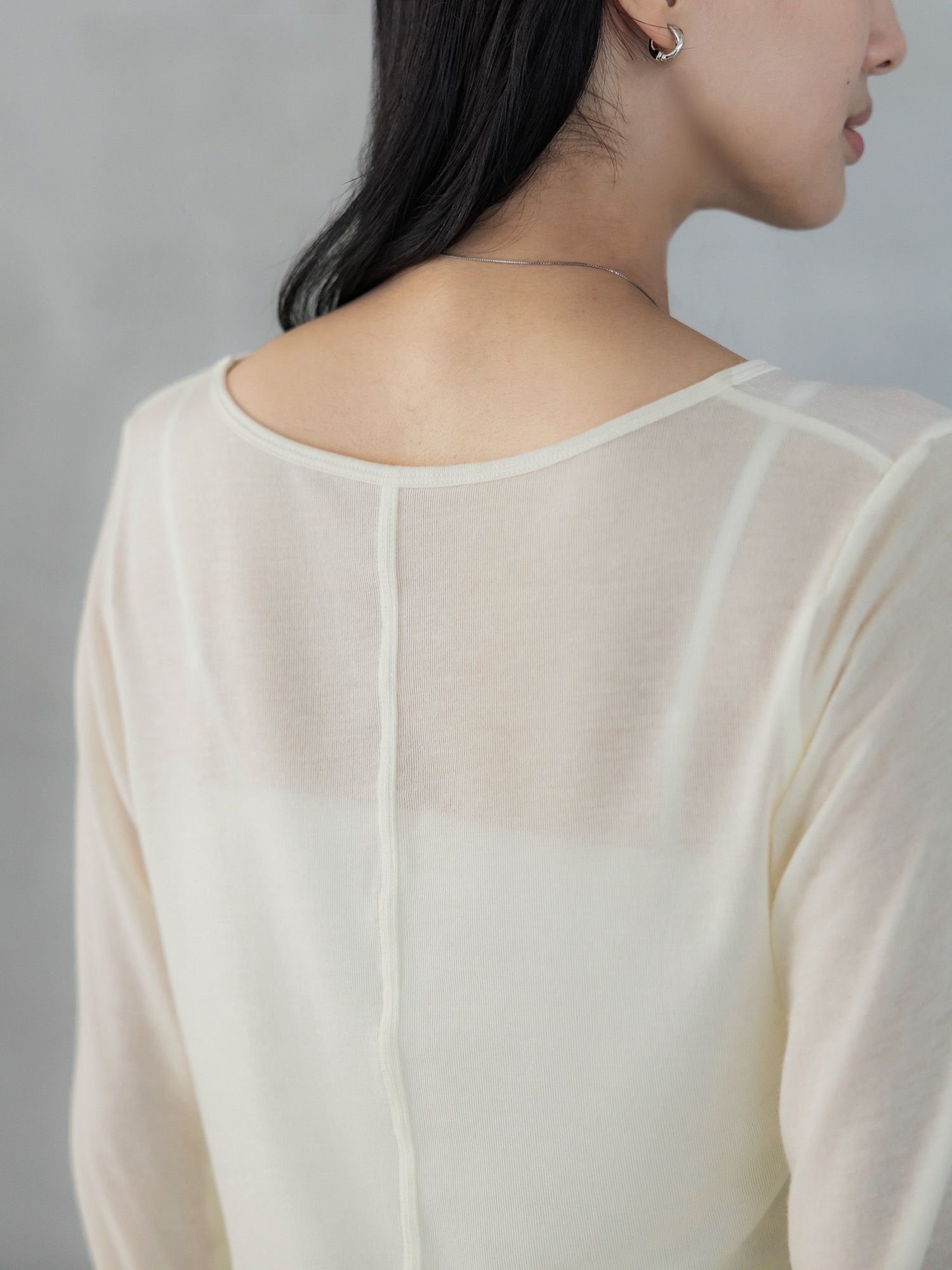 H170 B78 W59 H85 / 着用サイズ : size2