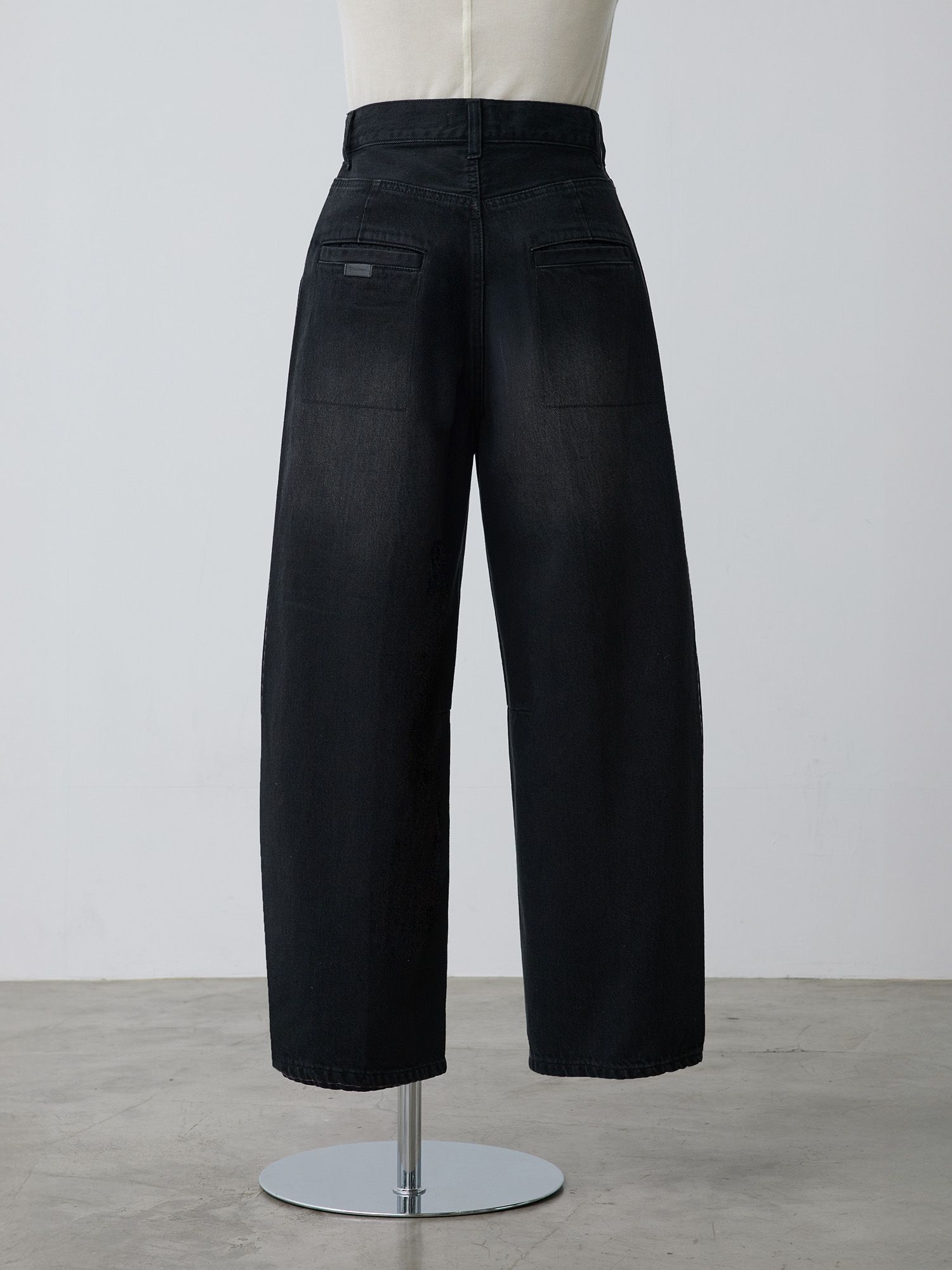 ソフトカーヴィーデニムパンツ