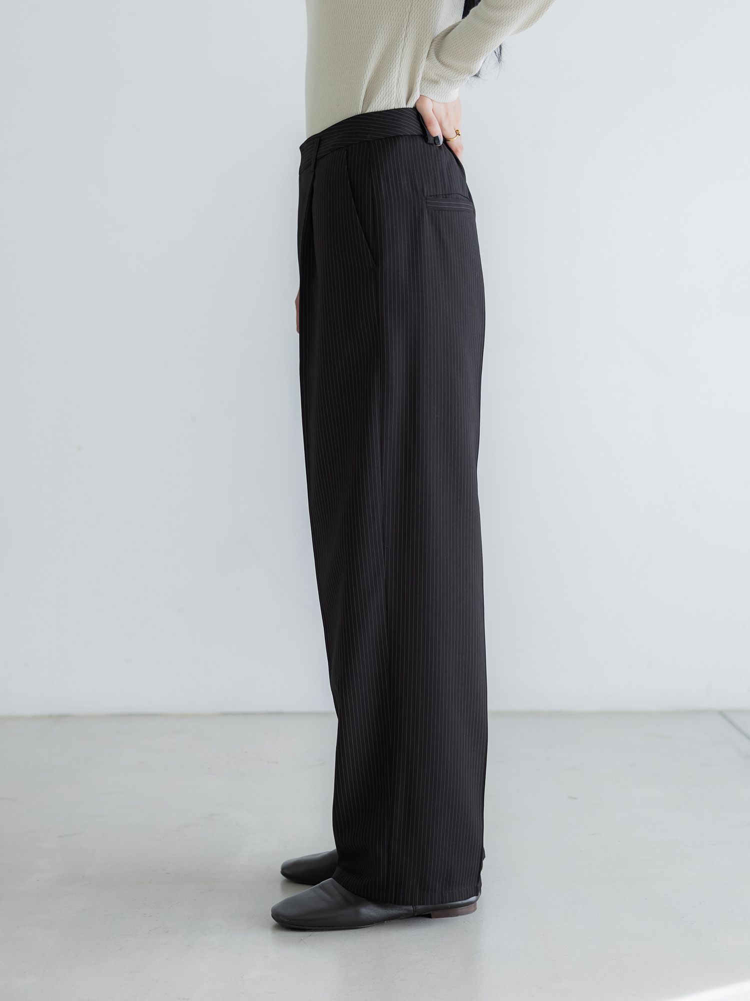 H170 B78 W59 H85 / 着用サイズ : サンプル