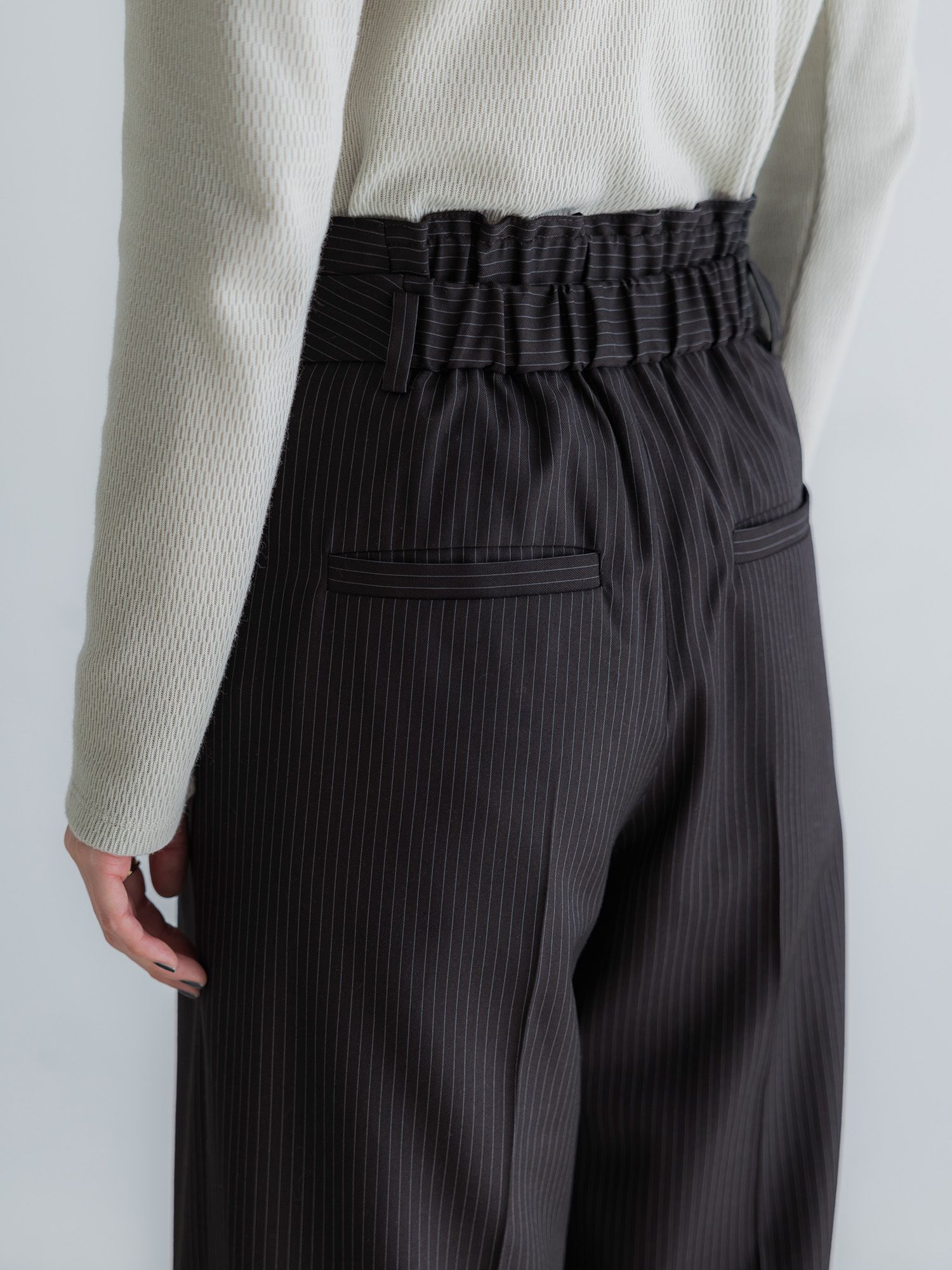 H170 B78 W59 H85 / 着用サイズ : サンプル