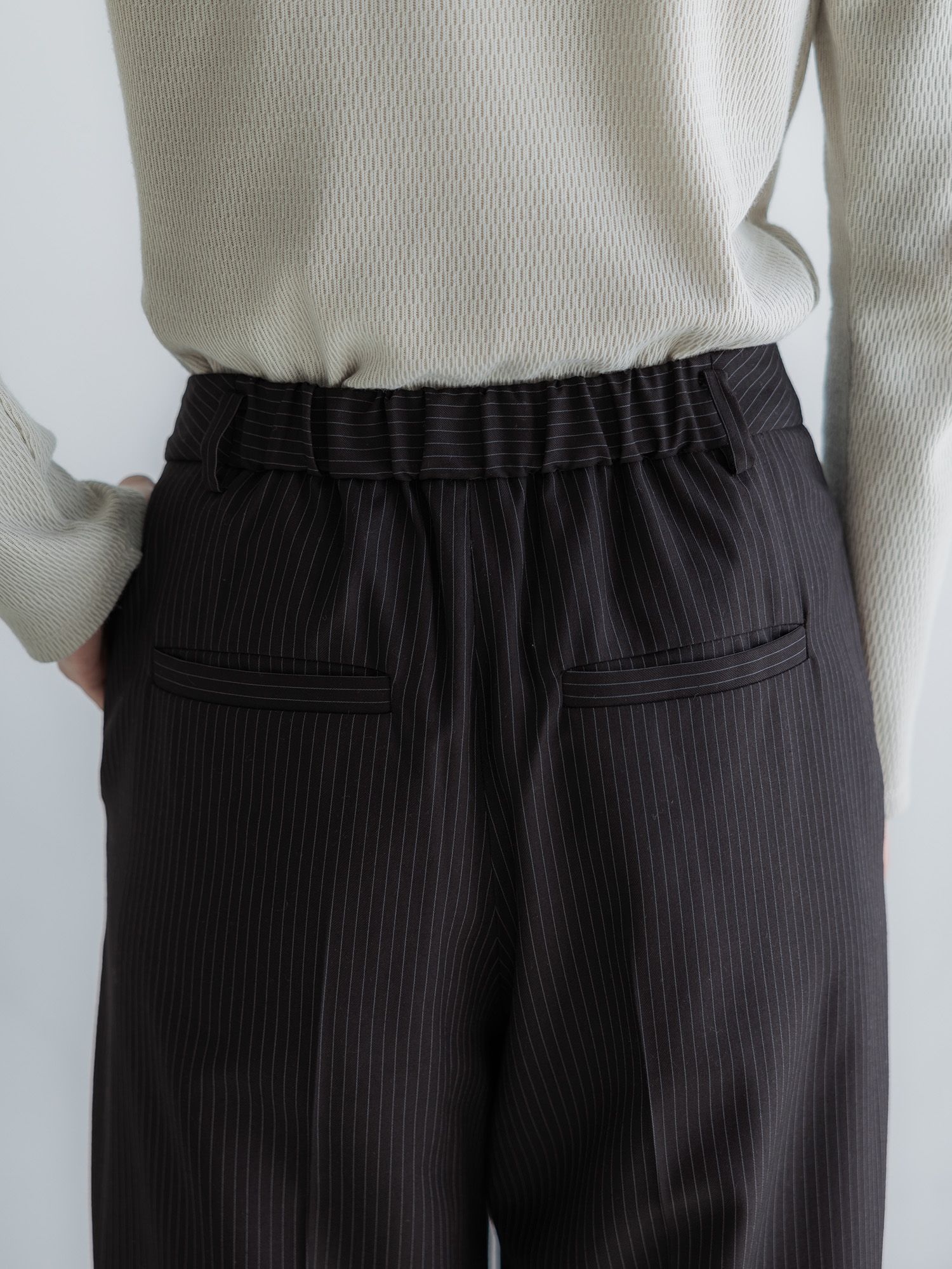 H170 B78 W59 H85 / 着用サイズ : サンプル