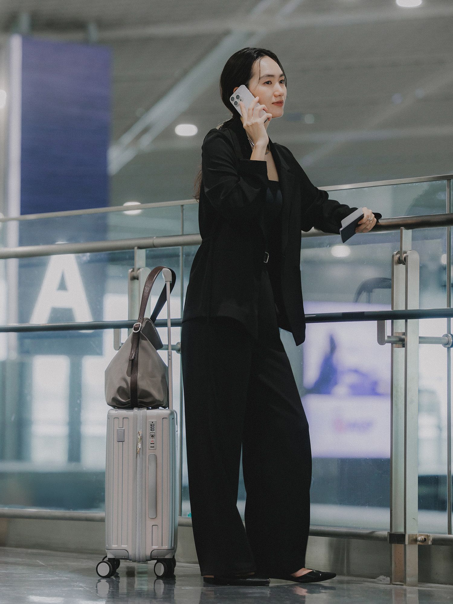 H171 B80 W60 H85 / 着用サイズ : サンプル