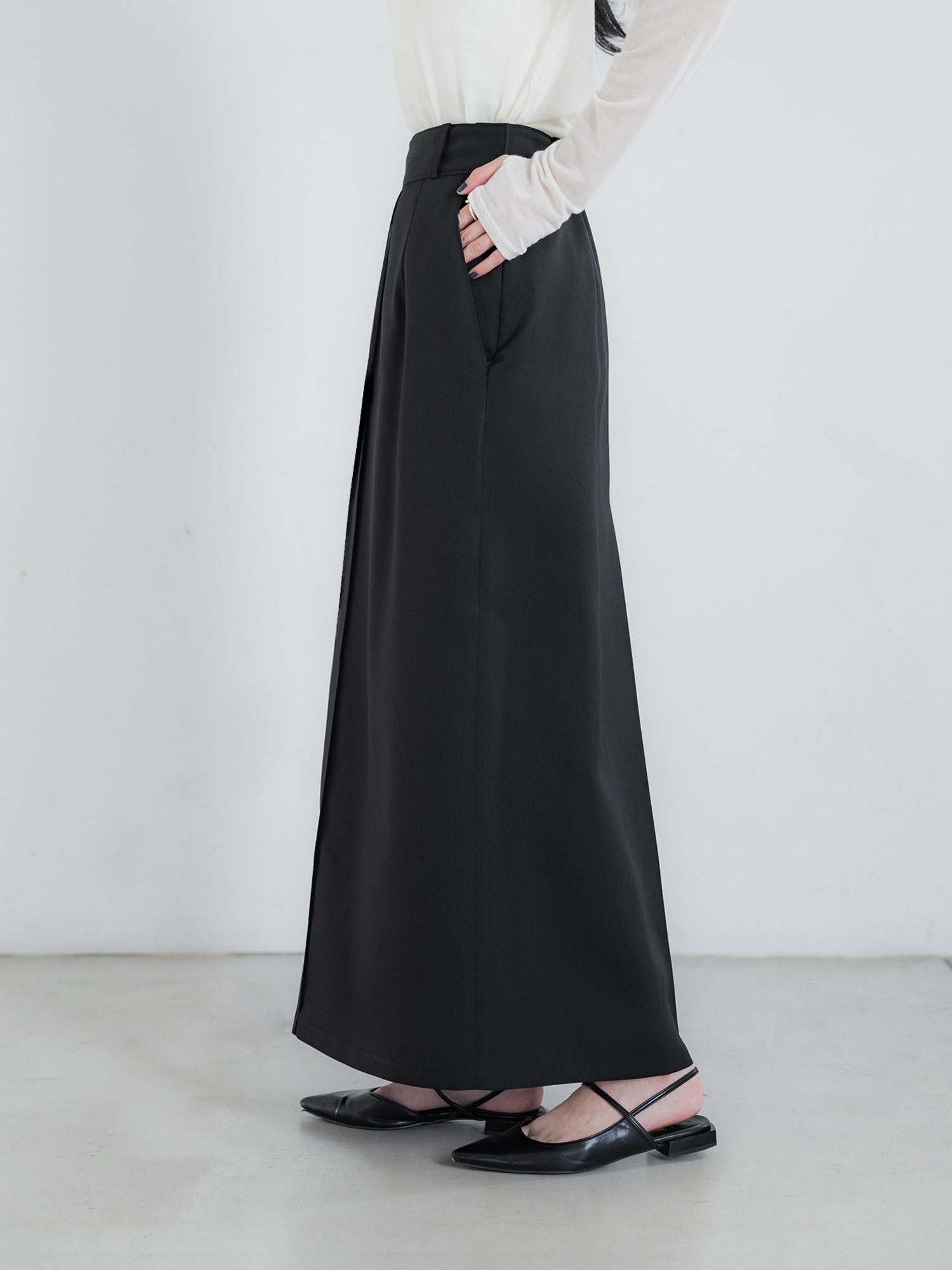 crewre online store / バックタックナロースカート
