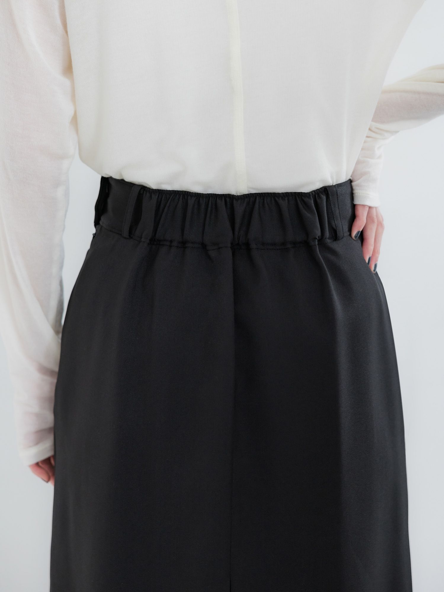 crewre online store / バックタックナロースカート