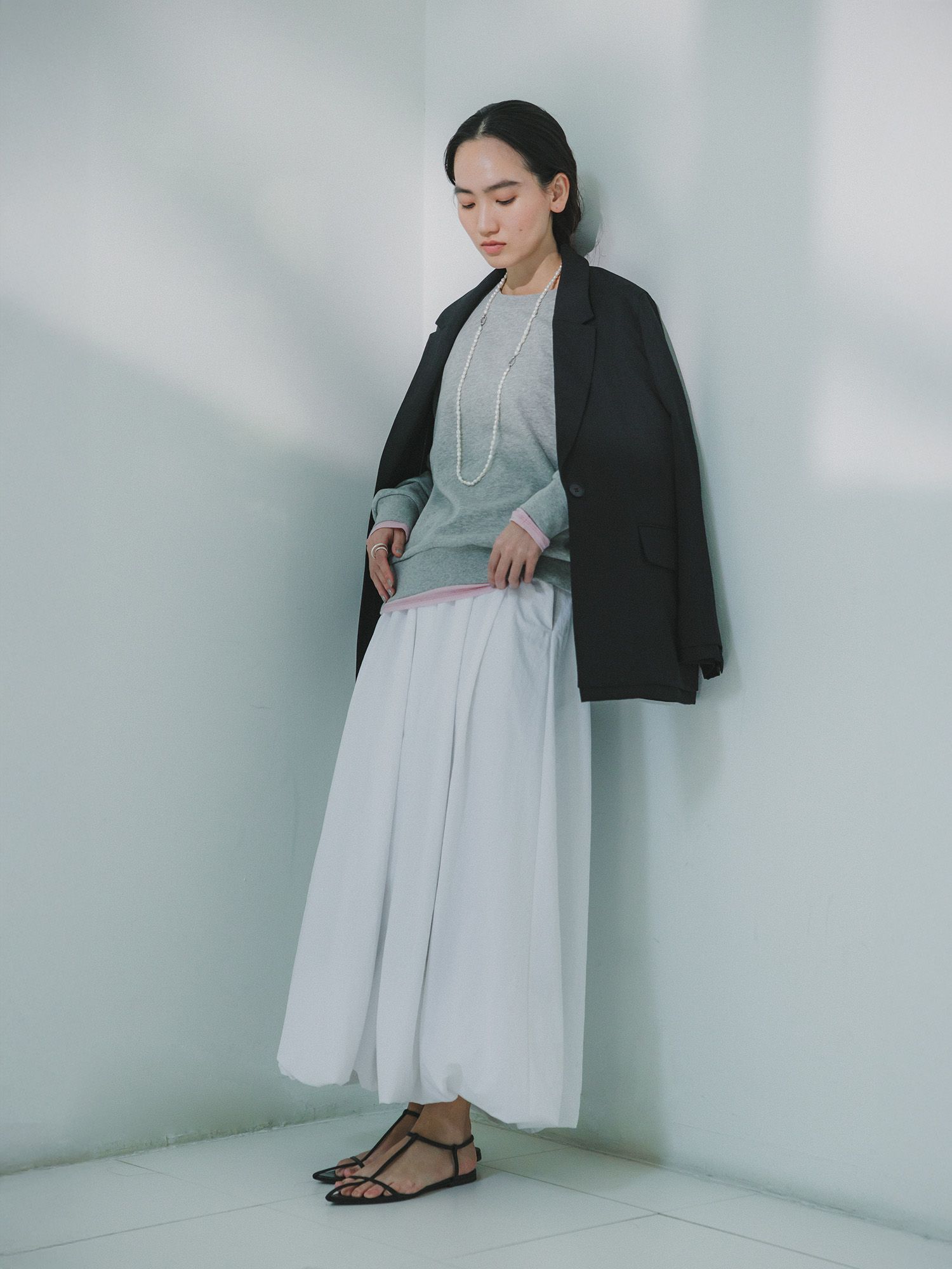 H171 B80 W60 H85 / 着用サイズ : サンプル