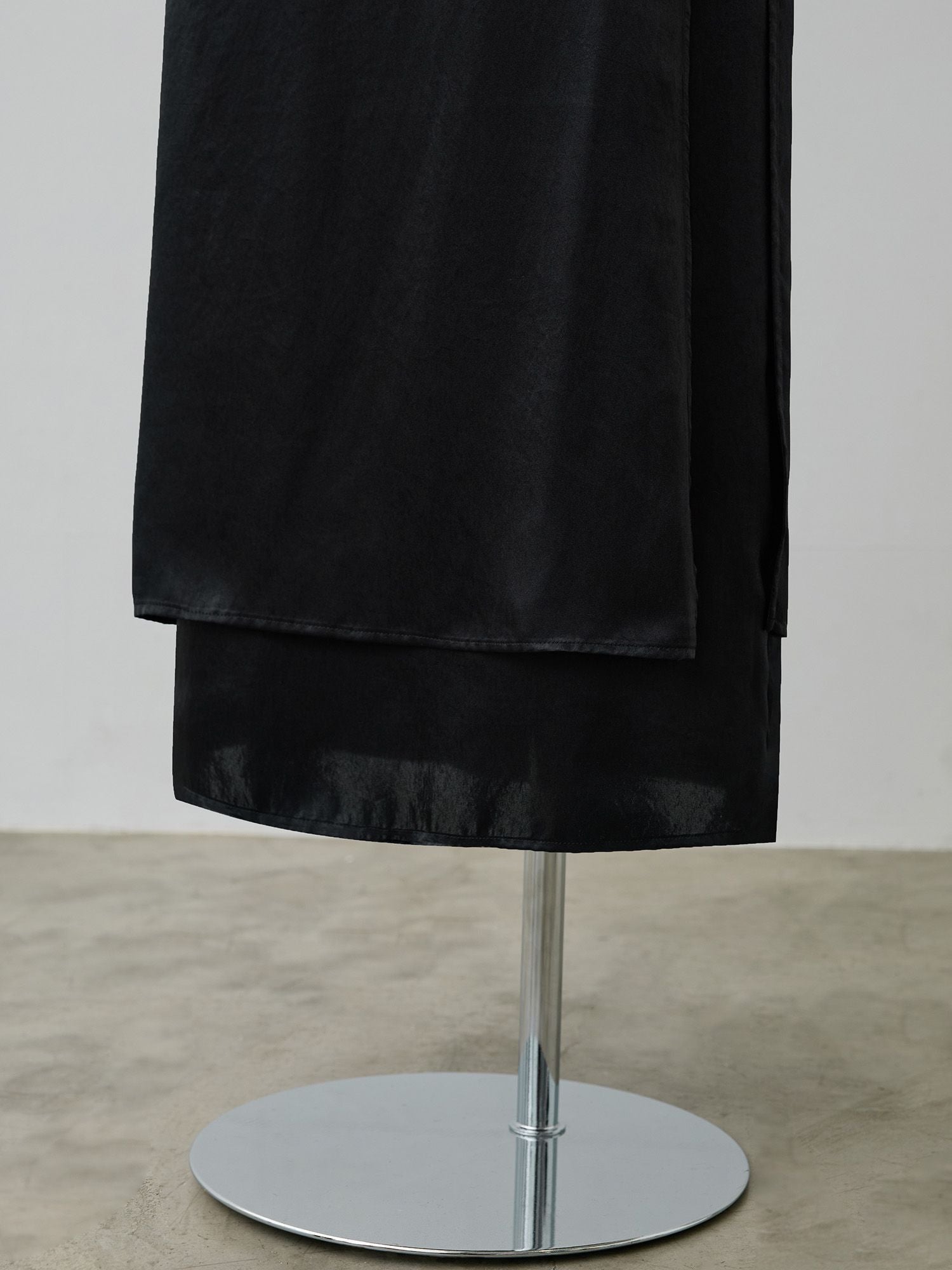 ラップレイヤードIラインスカート